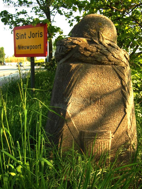 SaintGeorges - 13 - Vue laterale.jpg
